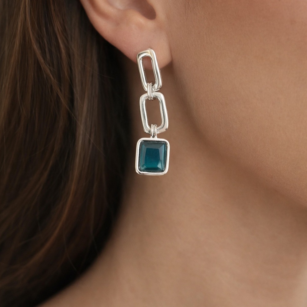 Source Unknown Silver Link Drop Earrings with Teal Gemstone - Picture 1 of 2